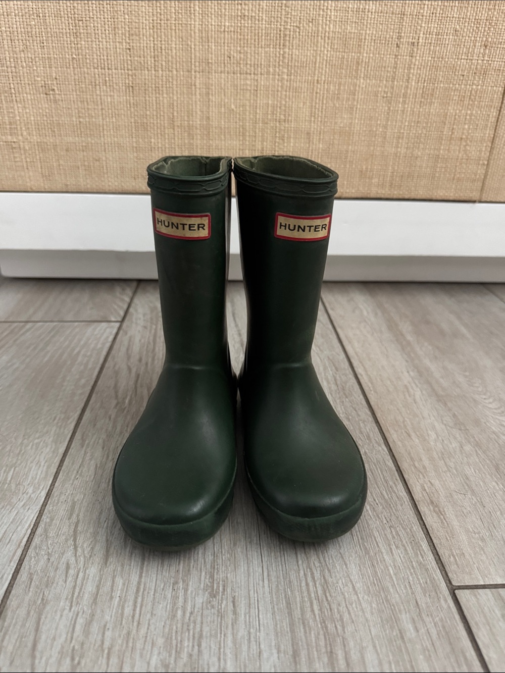 Hunter Kids Dark Green Waterproof Rain Boots- size 9